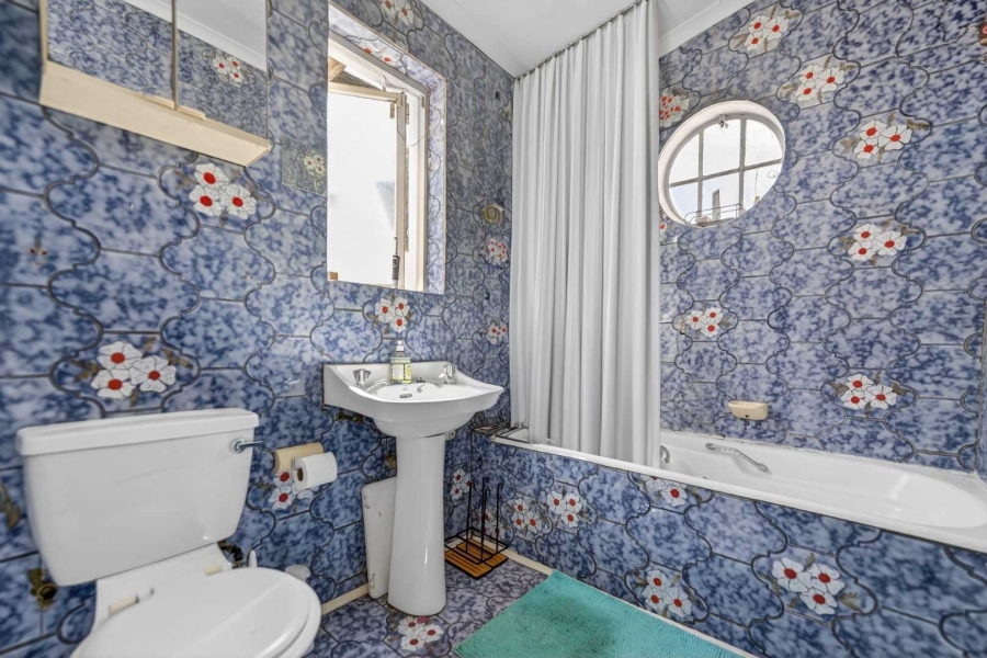 3 Bedroom Property for Sale in Oranjezicht Western Cape